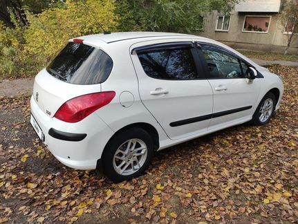 Peugeot 308 1.6 AT, 2011, 85 000 км