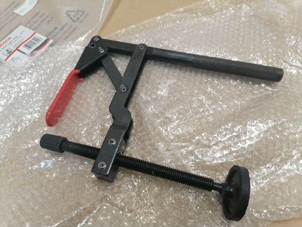 Быстрозажимная струбцина Bosch