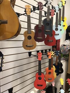 Укулеле сопрано +аксессуары