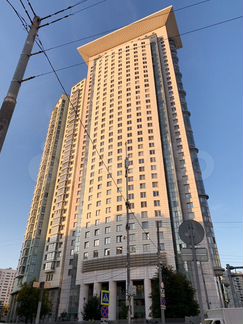 2-к квартира, 95 м², 19/39 эт.