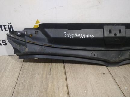 Накладка передней панели бу BMW 3 G20 OEM 51767461