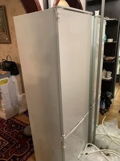 Холодильник Electrolux enn3153aow