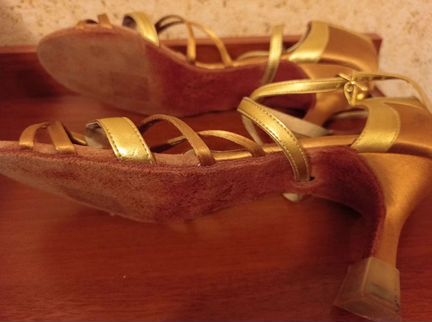 Туфли для бальных танцев латина