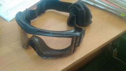 Bolle X810 защитные очки