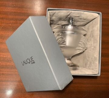 Зажигалка настольная Lalique (новая, в коробке)