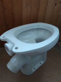 Унитаз новый без бачка