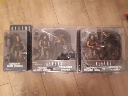 Фигурки Neca Aliens