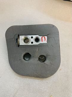 1648300084 клапан радиатора печки Mercedes W164