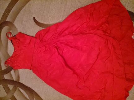 Продам праздничное платье