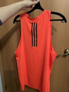 Яркая майка беговая adidas