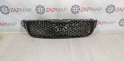 Решетка радиатора Kia Sorento UM