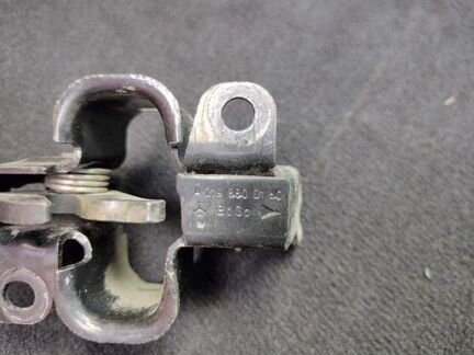 Замок капота Mercedes W211 E211 M272 3.0 2006