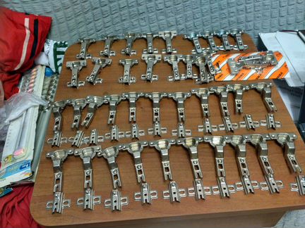 Петля мебельная (лягушка)