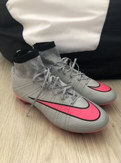 Бутсы Nike