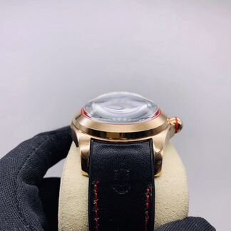 Часы мужские corum