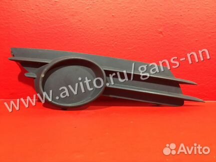 Решетка в бампер правая Opel Corsa D L68 2006-2014