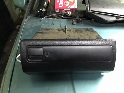 Бардачок верхний golf 3 / vento