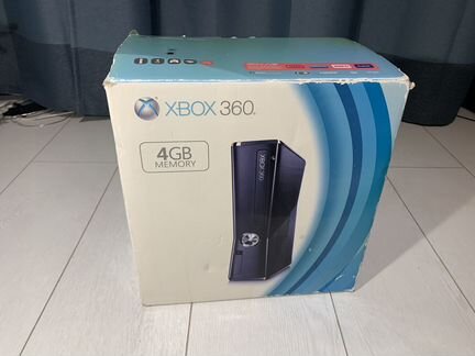 Xbox 360 + Kinect + 2 джойстика