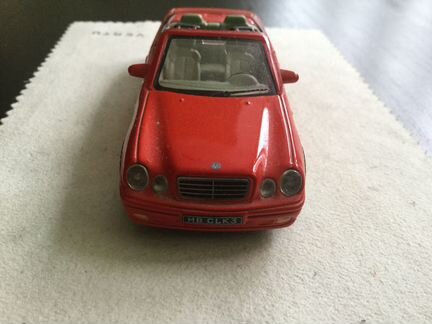 Mercedes benz SLK320 cabrio 1:43
