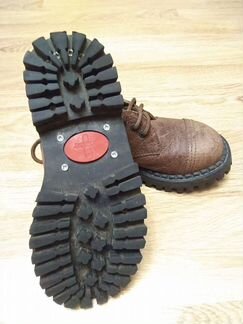 Продаю ботинки 