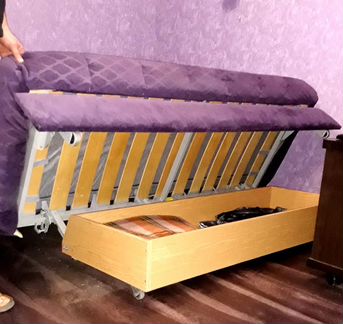 Комплект мягкой мебели кресло+ кровать