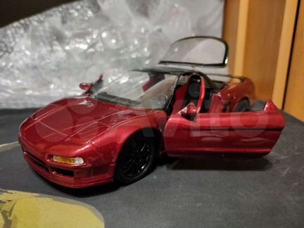 Honda NSX 1/18 Rewell бренд