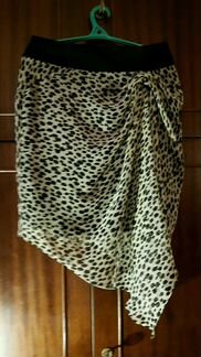 Стильная Юбка марки Reiss, новая