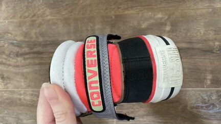 Converse, EUR 38; 5.5