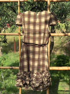 Платье Burberry, бежевого цвета в клетку