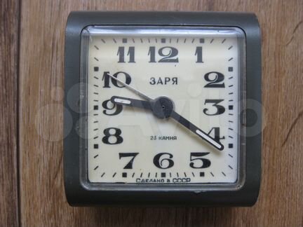 Будильники дорожные Заря