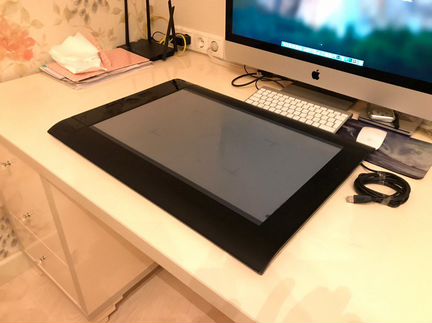 Графическии планшет wacom ptk- 1240