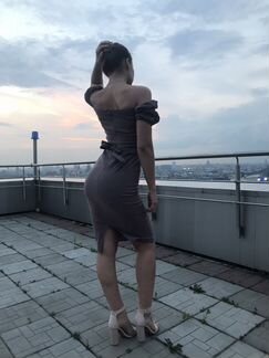 Платье футляр