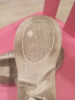 Детские туфли серебряные