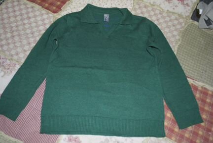 Трикотажный свитерок 