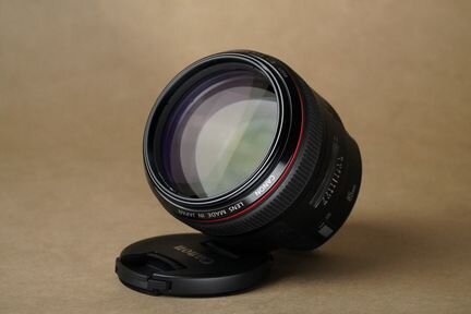 Canon EF 85mm f1.8 ii L