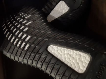 Adidas Yeezy boost 350 v2 black static reflective