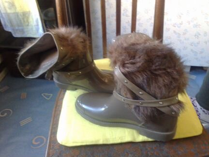 Сапоги резиновые женские фасонные