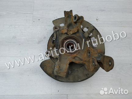 Кулак задний правый 7L0505436B Porsche Cayenne 955