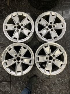 Оригинальные колесные диски Audi r17