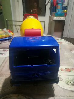 Игрушка бетономешалка