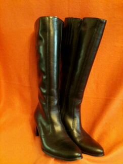 Сапоги зимние,женские раз.37 новые,кожа