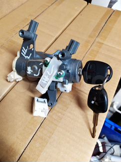 Замок зажигания с ключом Mitsubishi Outlander XL