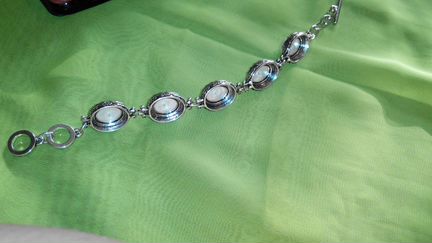 Браслет кольцо серьги крупные жемчуг подвеска