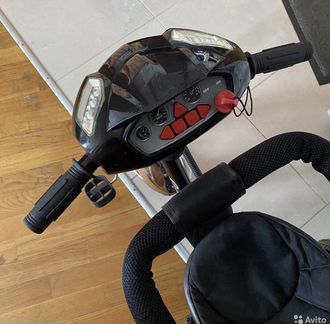 Трехколесный велосипед